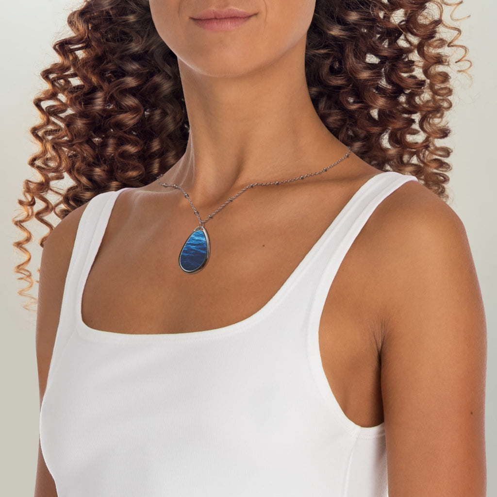 Dive into Elegance: Ocean Inspired Teardrop Necklace One Size / Silver Accessories